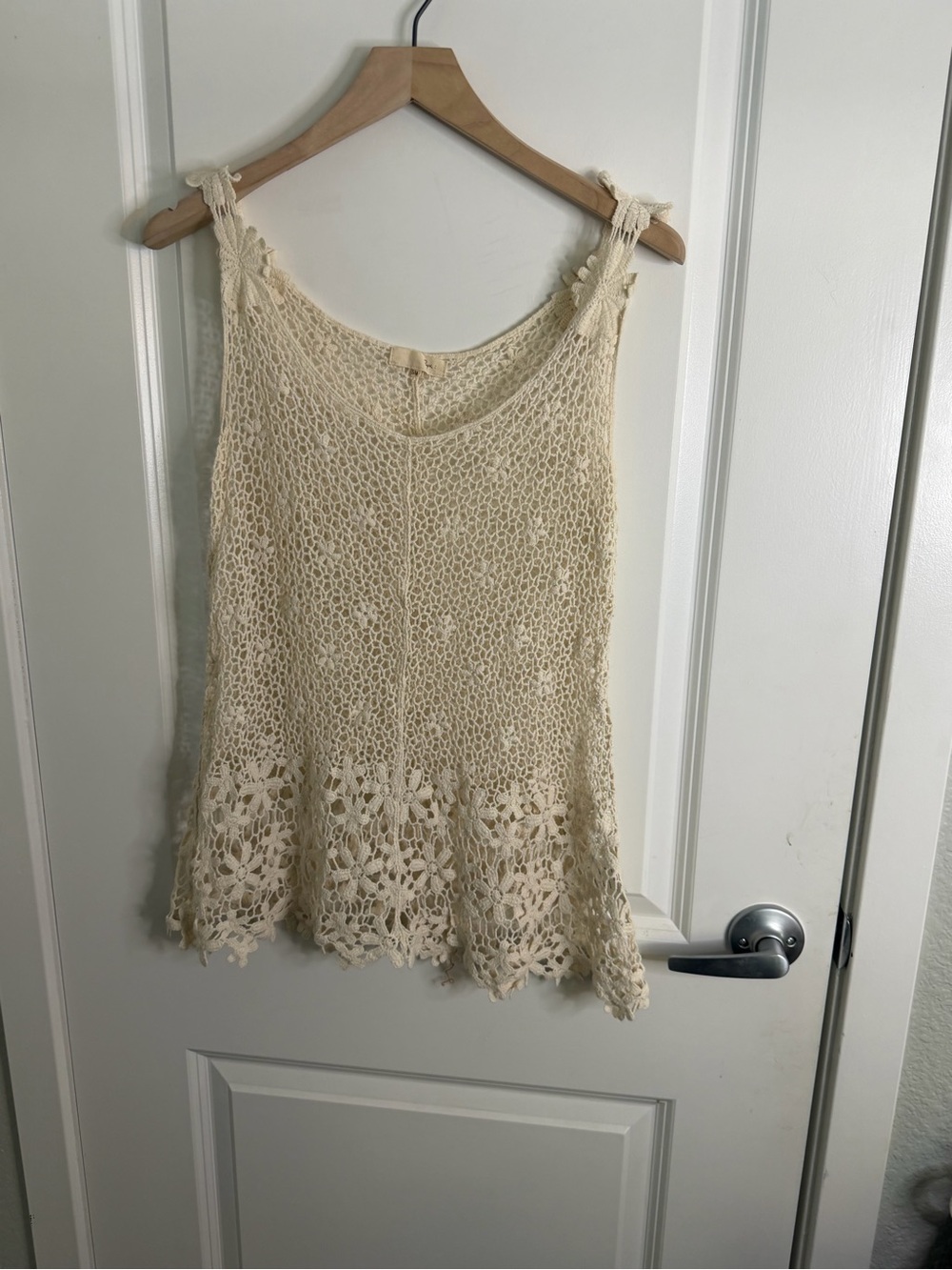 Ryu Cream Crochet Tank with Floral Lace Hem